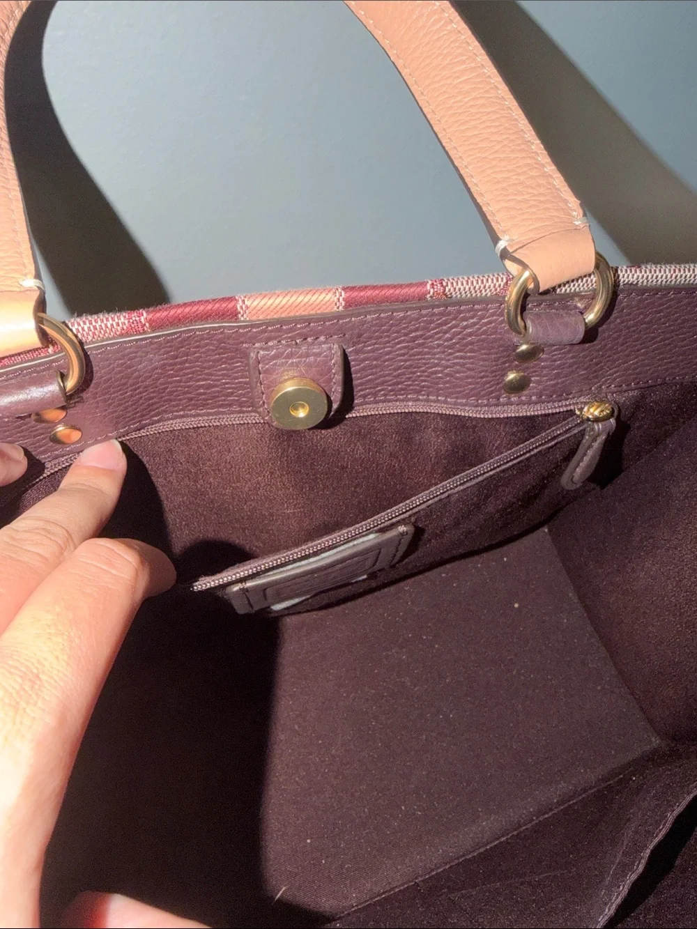 Coach pink burgundy